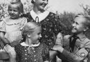 2 Memes: Life in Hitler’s Germany was… AWESOME!