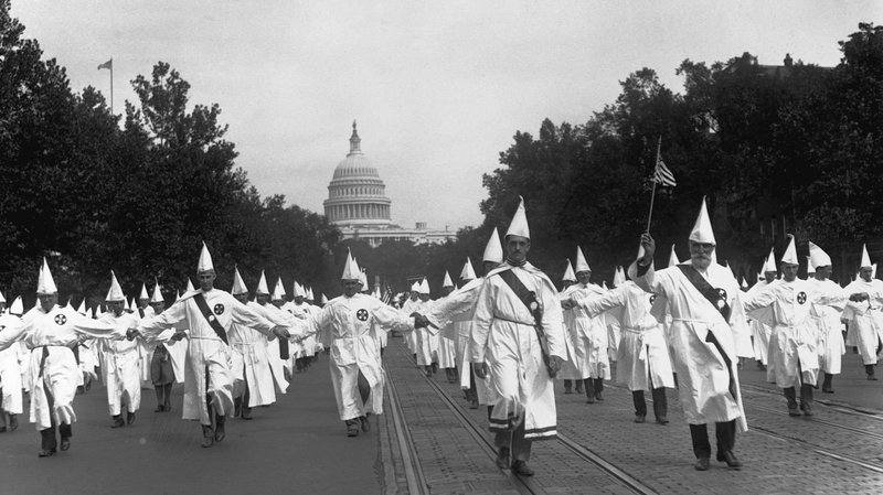 Video: How to spy on Jews & the Police: Tom Metzger's excellent KKK spy organisation